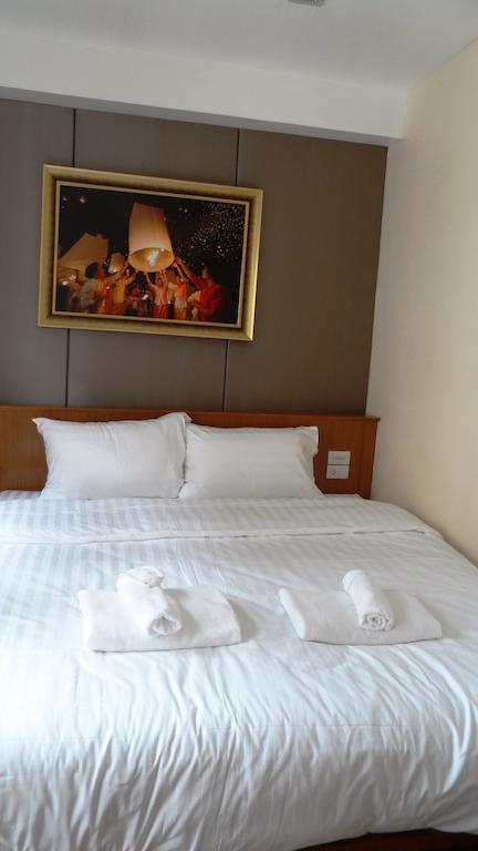 Oyo 1093 De Nawarat Chiang Mai Boutique Apartment Rom bilde